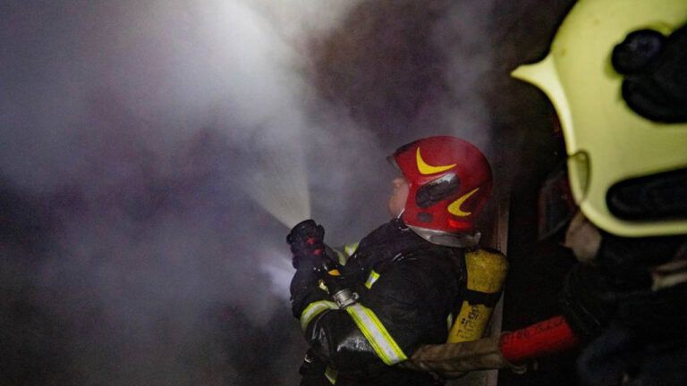 Рятувальники - ДСНС