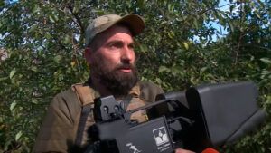Маскується під зграю пташок: як бригада Рубіж знищує дрони-камікадзе Скальпель
