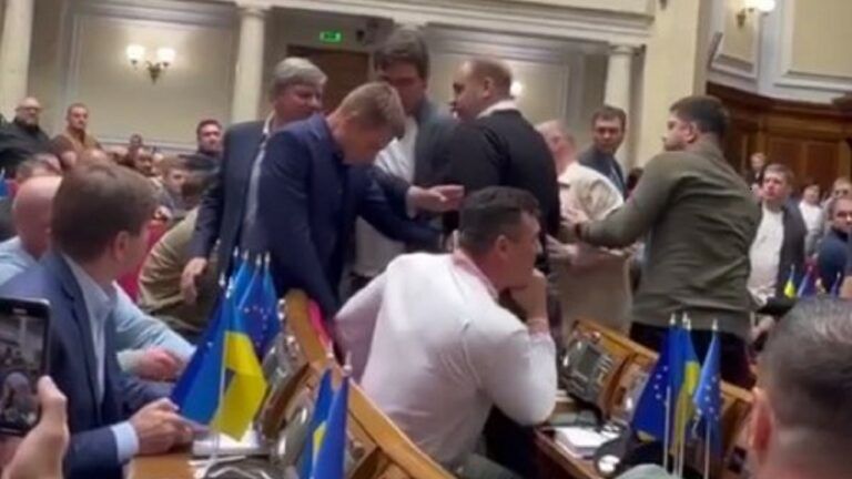 У Раді між Тищенком та Гончаренком виник конфлікт: що сталося