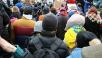 В Германию из Польши поехали молодые и образованные украинские беженцы — исследование