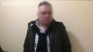 На Київщині педофіл розбещував брата і сестру: горе-мати віддавала дітей за гроші