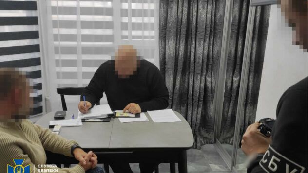 СБУ та ДБР проводять обшуки у спільників нардепа, причетного до схеми для ухилянтів