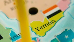 Біля берегів Ємену горіло судно: що відомо та кого підозрюють