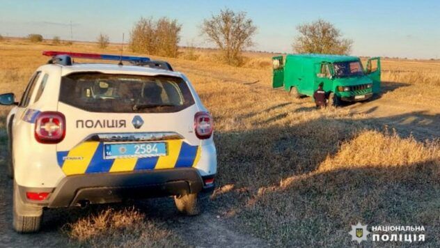 На Одещині чоловік у військовій формі підірвав гранату в авто