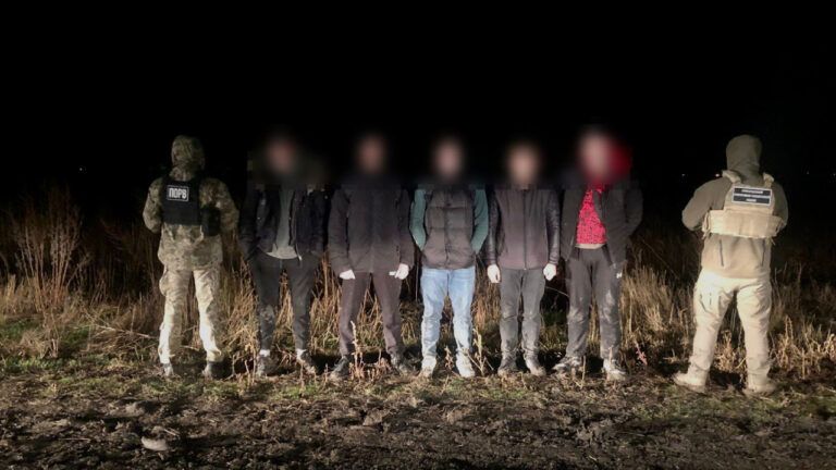 прикордонники спіймали ухилянтів