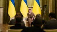 Злодії не йдуть на контакт. Зеленська розповіла африканським ЗМІ про викрадення РФ українських дітей