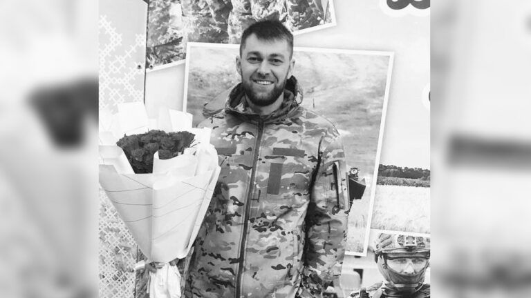 Роман Годований