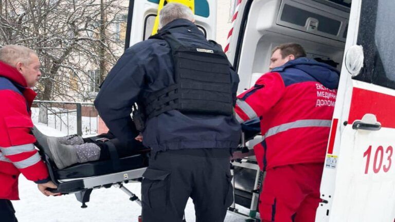 Під обстріл на Чернігівщині потрапила родина з 4-річною дитиною