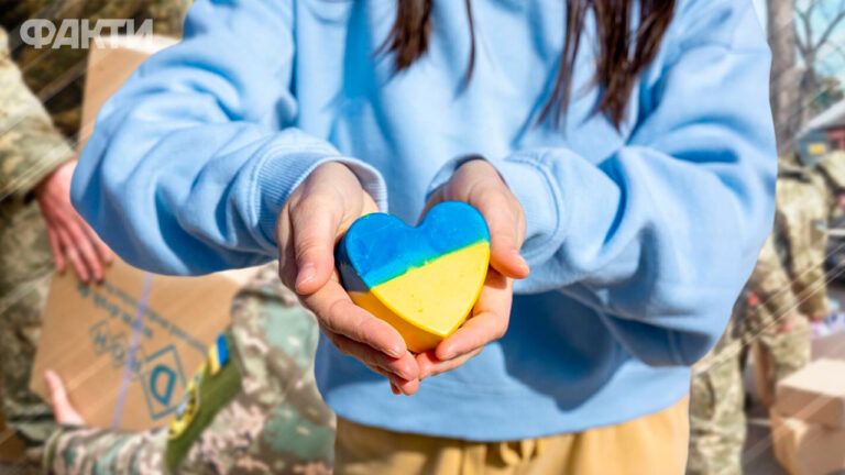 благодійність, волонтери
