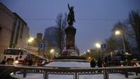 Знесення пам'ятника Щорсу