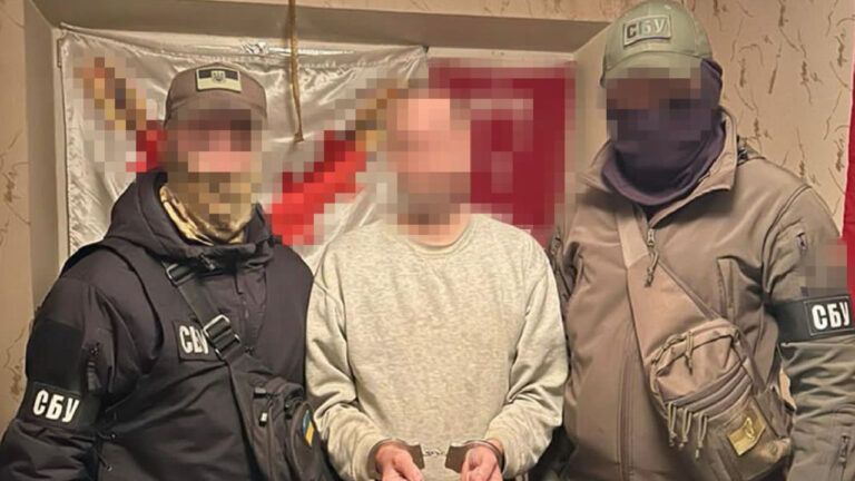 У Запоріжжі СБУ знешкодила агентурну мережу ФСБ, яка скоригувала ракетний удар по багатоповерхівці