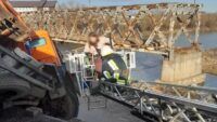 На Прикарпатті врятували жінку з вантажівки