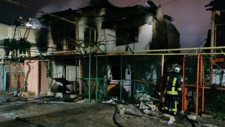 Удари дронів по південних областях 27 грудня 2023