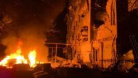 Удар по будівлі омбудсмена в Херсоні 30 грудня 2023
