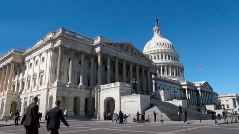 США на пороге шатдауна, ленд-лиз не продолжен: чего ждать Украине в 2024 году