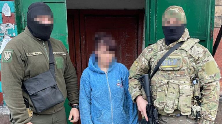Щодня проїжджала до 100 км, щоб виявити позиції ЗСУ: СБУ затримала агентку Кремля