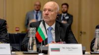 Министр обороны Болгарии объяснил, что нужно Украине для победы