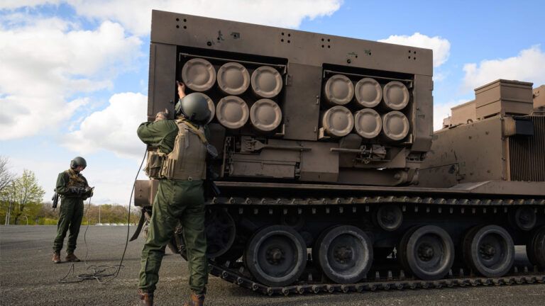 Франция поставила Украине еще две РСЗО LRU