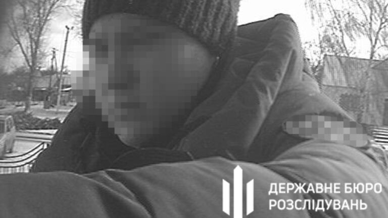 В Днепре курсантка правоохранительного вуза выманила у девушки на сайте знакомств более 800 тыс. грн