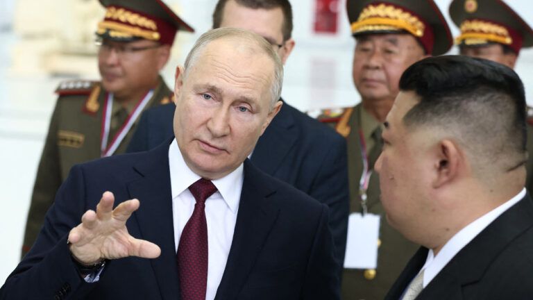 Владимир Путин поговорил с Ким Чен Ыном: что известно