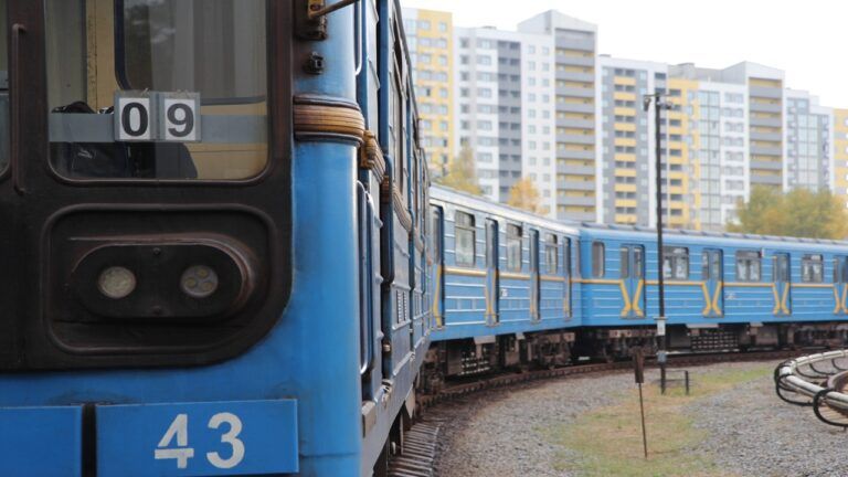 вагон, метро