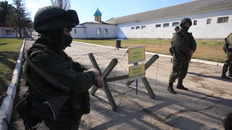 зелені чоловічки у Криму