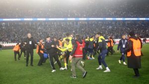 сутички на матчі Трабзонспор - Фенербахче