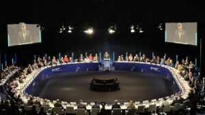 Кулеба к участникам конференции в Гааге: Украинцы не хотят слышать о справедливости, они хотят ее видеть
