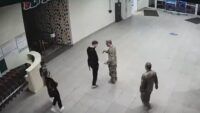 Вручення повістки журналістку Слідство.Інфо