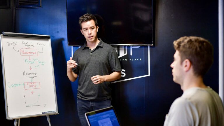 Викладач і студент