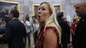 Республиканка Грин сравнила Украину с нацистами: в ответ ей предложили сходить в музей Холокоста