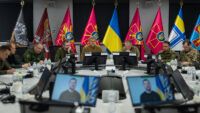 Ситуація на фронті має тенденцію до загострення – Сирський