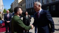 НАТО имеет план защиты от Трампа помощи Украине — WSJ