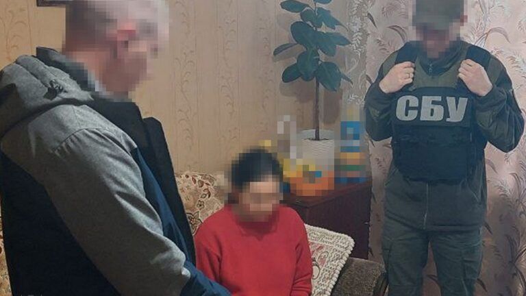 В Харькове СБУ задержала женщину, которая работала на центральные телеканалы РФ