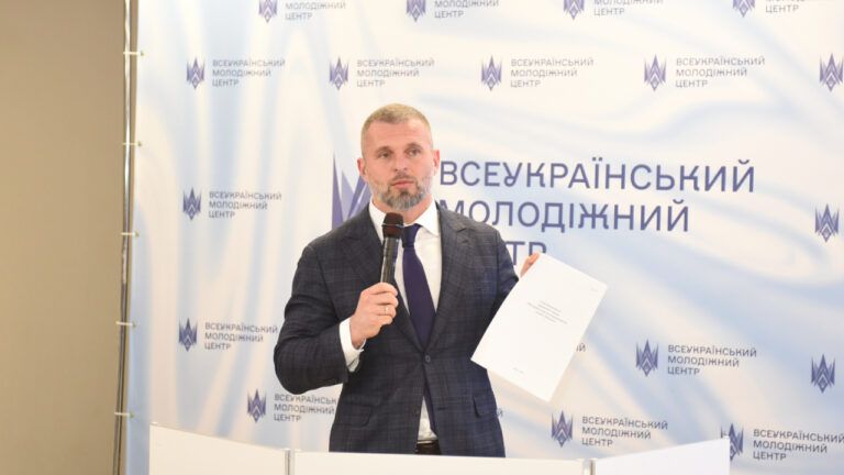 Матвій Бідний