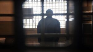 ув'язнений тюрма