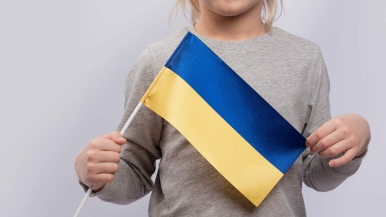Прапор України, дитина
