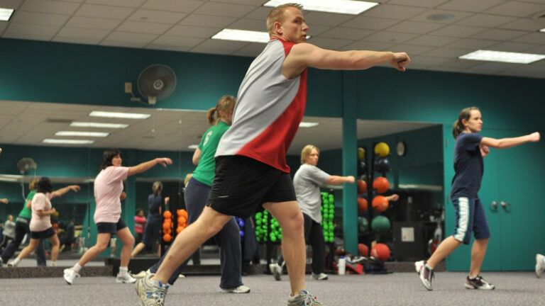 чоловіки, спортзал