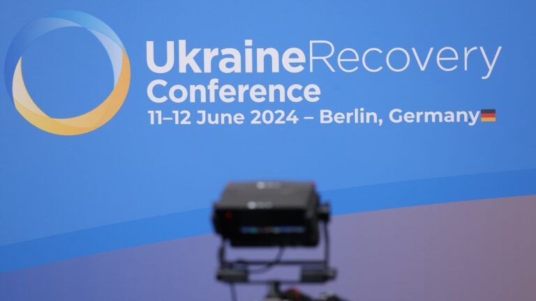 Конференції з відновлення України