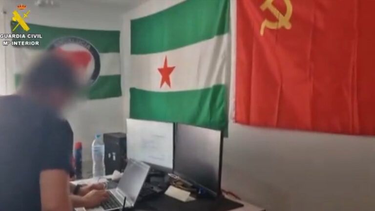 В Испании за кибератаки против стран, поддерживающих Украину, задержали хакеров с флагами СССР