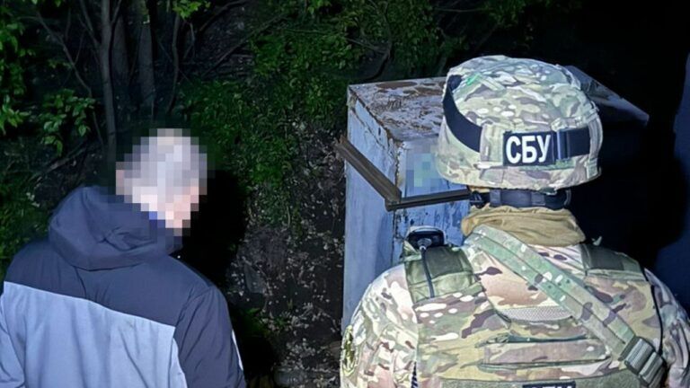 Підпалював релейні шафи Укрзалізниці