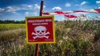 Ветеранів та осіб з інвалідністю залучатимуть до розмінування територій