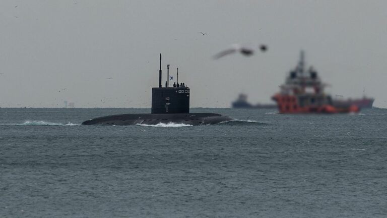 ВСУ нанесли удары по лодке Ростов-на-Дону и ЗРК С-400 Триумф в Крыму