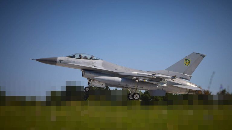 Самолеты F-16 участвовали в отражении массированного ракетного удара 26 августа