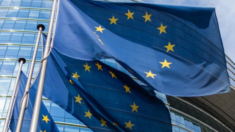 скільки депутатів у Європарламенті