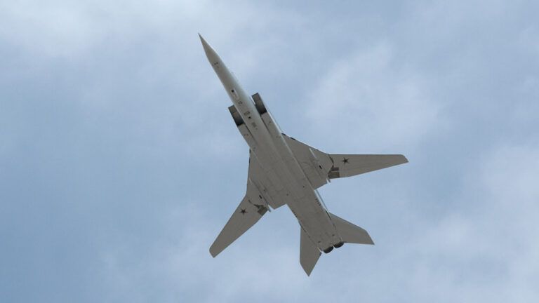 Ту-22М3 бомбардировщик: характеристики и откуда из него обстреливают в Украине