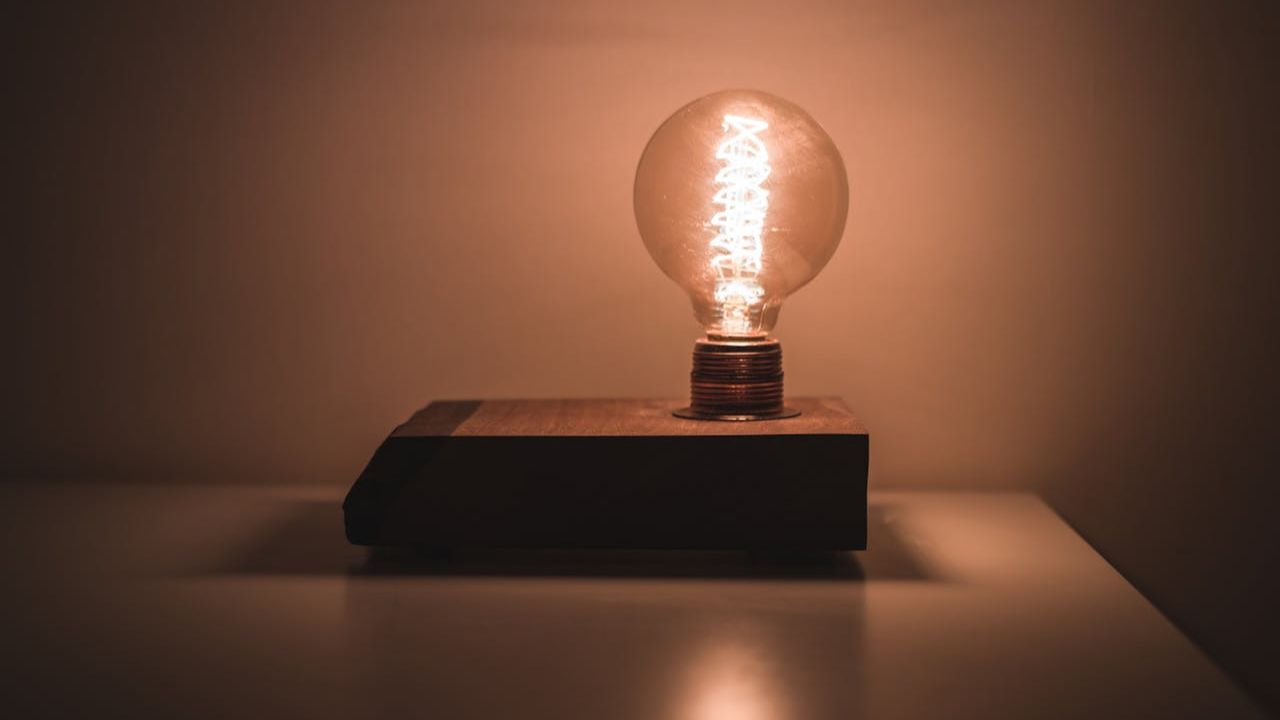 В Укренерго оголосили, чи будуть діяти графіки відключення світла 18 квітня