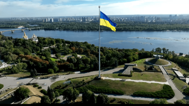 Зеленський привітав українців із Днем державного прапора 2024