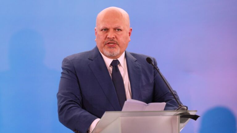 Карім Хан