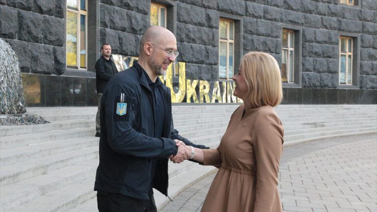 Денис Шмигаль і Евіка Сіліня